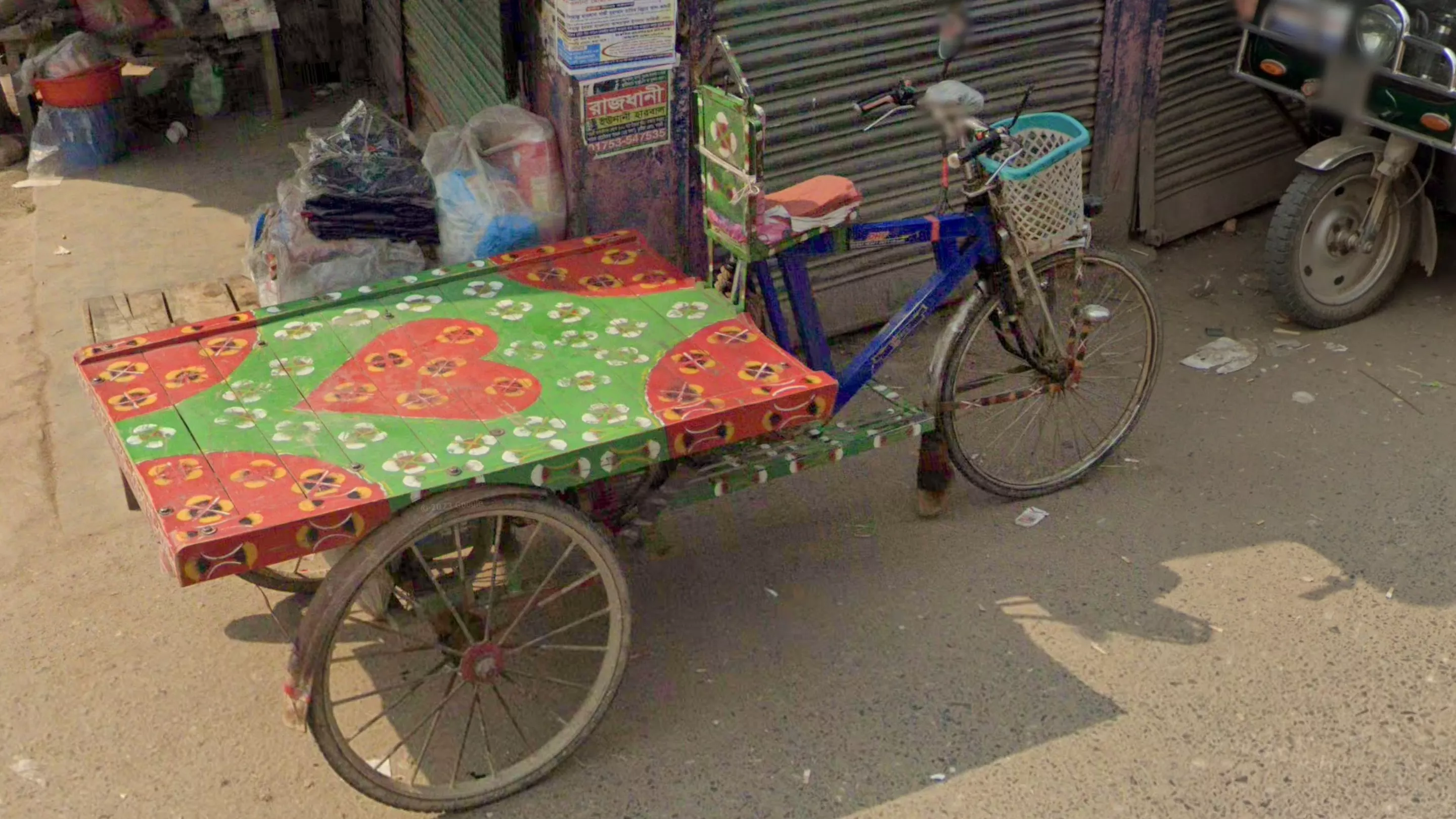 Rounded Cross Pattern Cycle Rickshaws